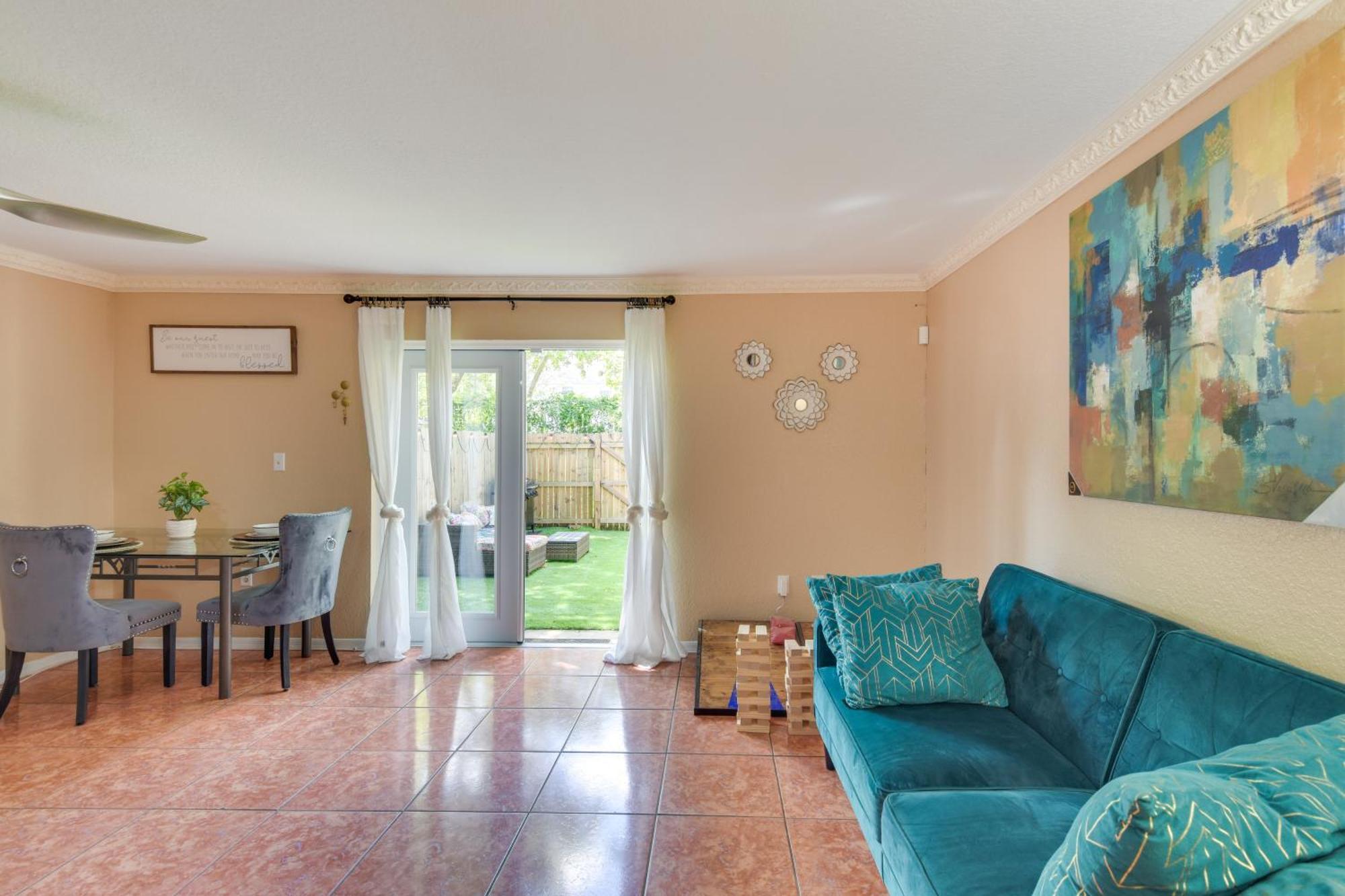 Opa-Locka Townhome, 15 Mi To Miami Beach! Exterior foto